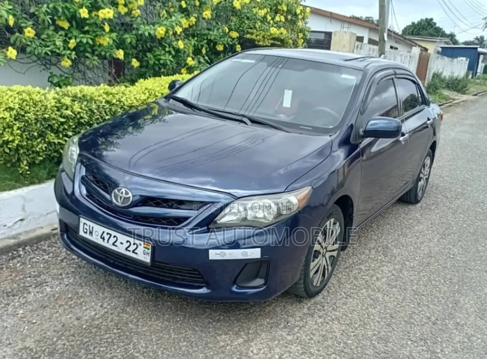Toyota Corolla LE 4dr Sedan (1.8L 4cyl 4A) 2013 Blue