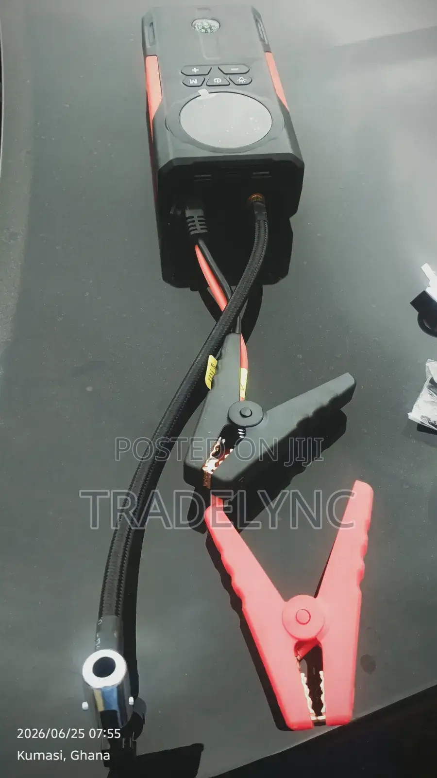 Emergency Car Kit: Car Battery Jumper, Tire Pumper