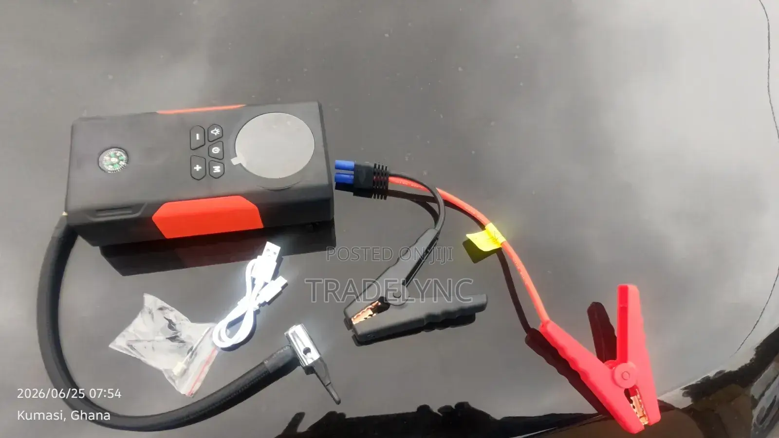Emergency Car Kit: Car Battery Jumper, Tire Pumper