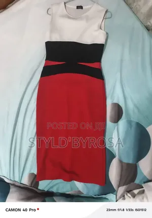 Red White Black Colorblock Bodycon Dress - Size M Gh 120 Nego