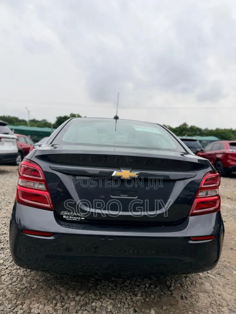 Chevrolet Sonic 2019 Black