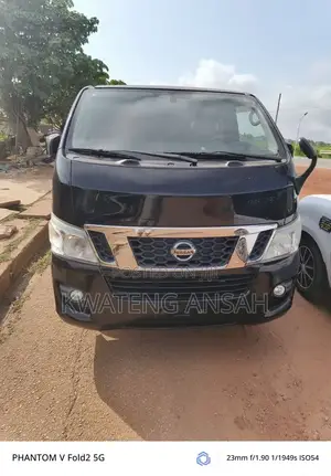 Nissan Caravan (Urvan) 2014 Black