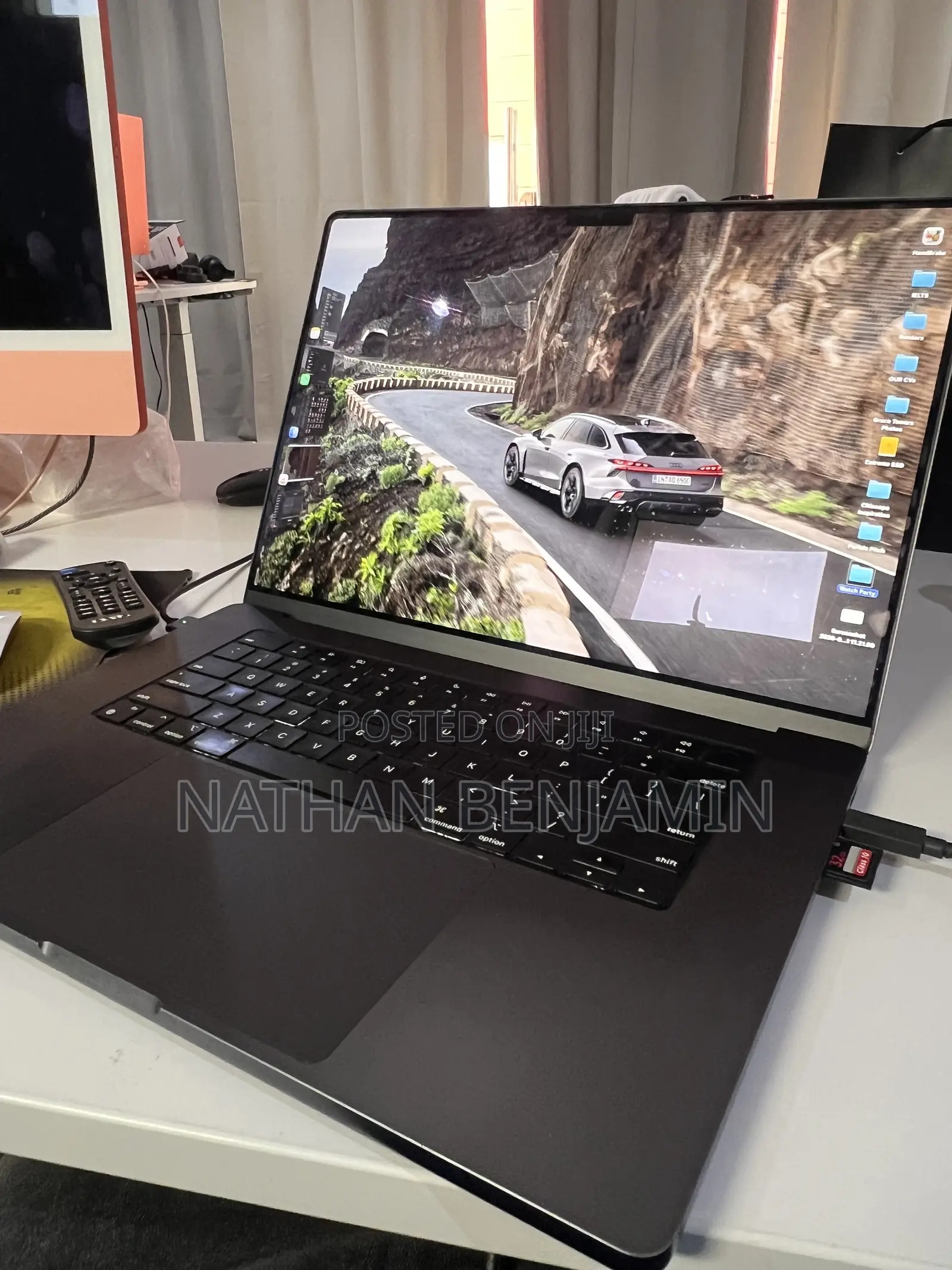 Laptop Apple MacBook Pro 2023 M3 Pro 18GB Apple M3 Pro SSD 512GB