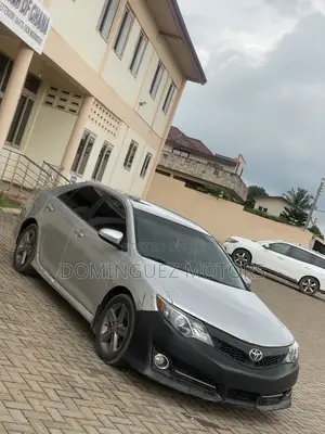 Toyota Camry 2013 Silver