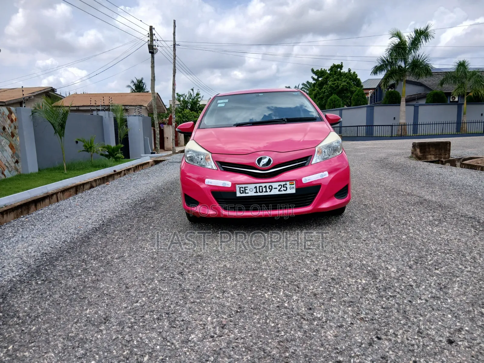 Toyota Vitz 2013 Pink