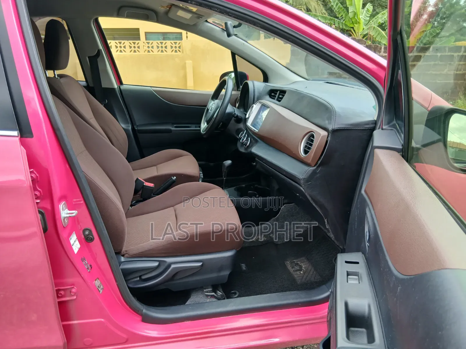 Toyota Vitz 2013 Pink