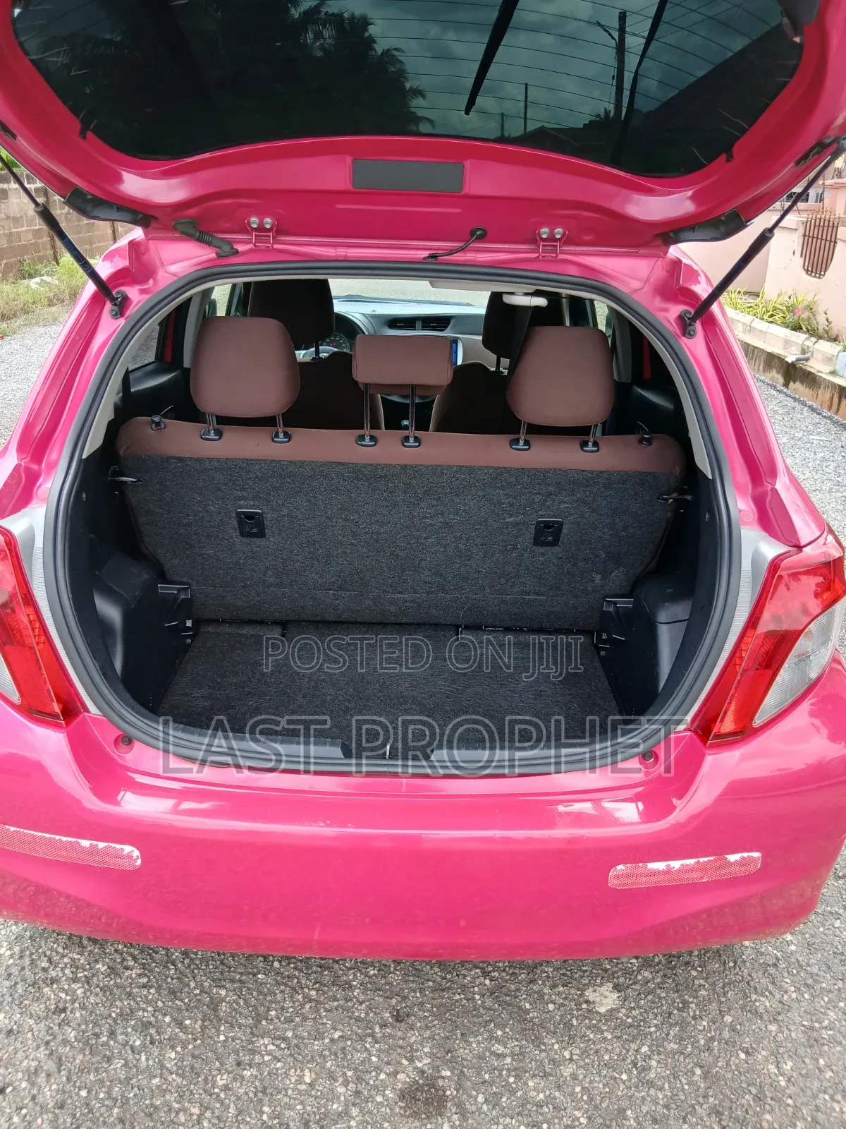 Toyota Vitz 2013 Pink