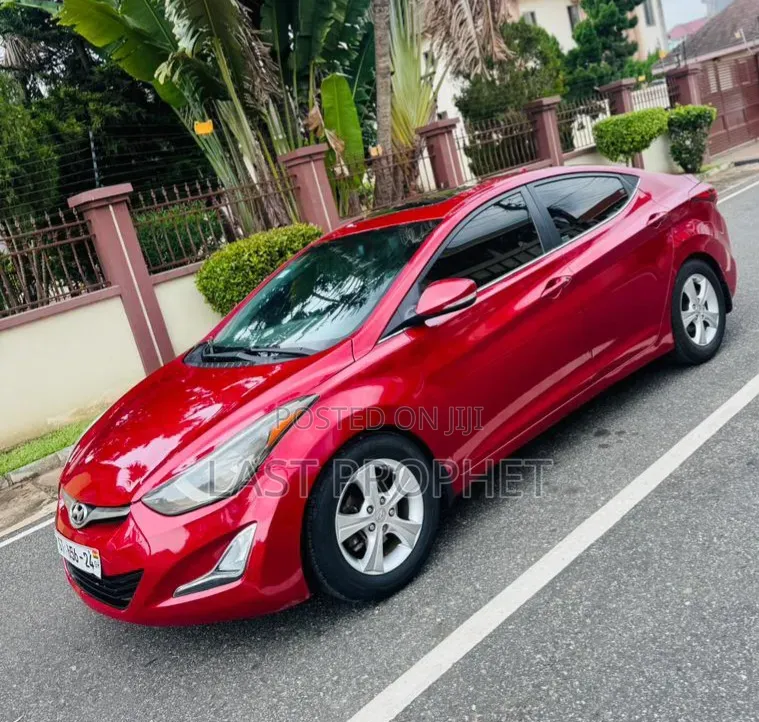 Toyota Vitz 2016 Red