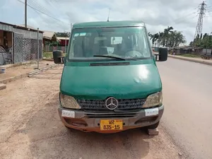 Mercedes-Benz Sprinter 2009 Green