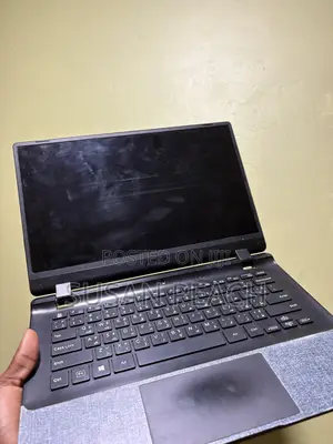 Laptop Avita Essential 14 4GB Intel SSD 128GB