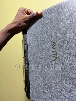 Laptop Avita Essential 14 4GB Intel SSD 128GB