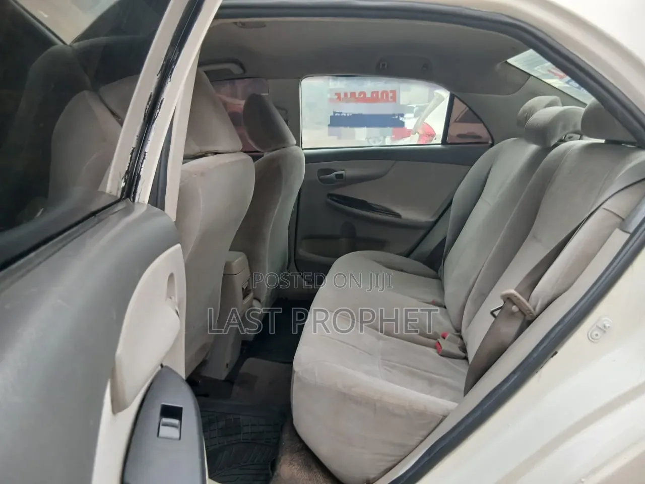Toyota Corolla 2015 White