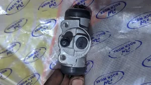 Corolla 09 Wheel Cylinder Pot
