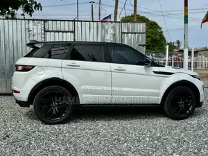 Land Rover Range Rover Evoque SE Premium 4x4 Coupe (2.0L 4cyl 9A) 2016 White
