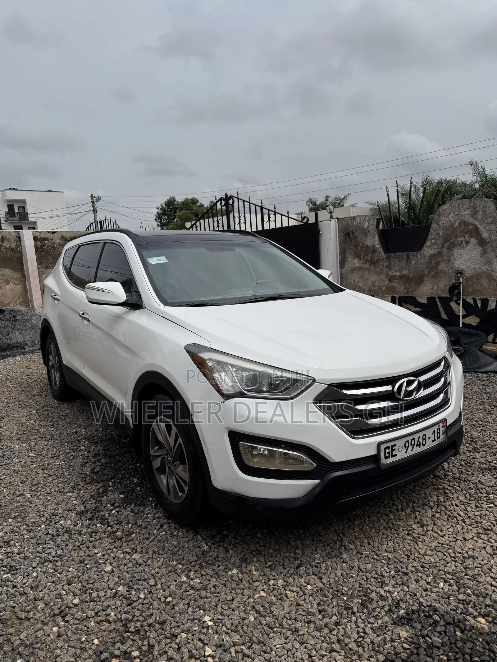 Hyundai Santa Fe 2014 White