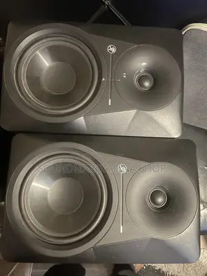 Mackie Mr624 Studio Monitor(6.5 Inch Studio Speaker)