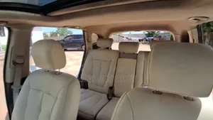 Hyundai Santa Fe 2010 White