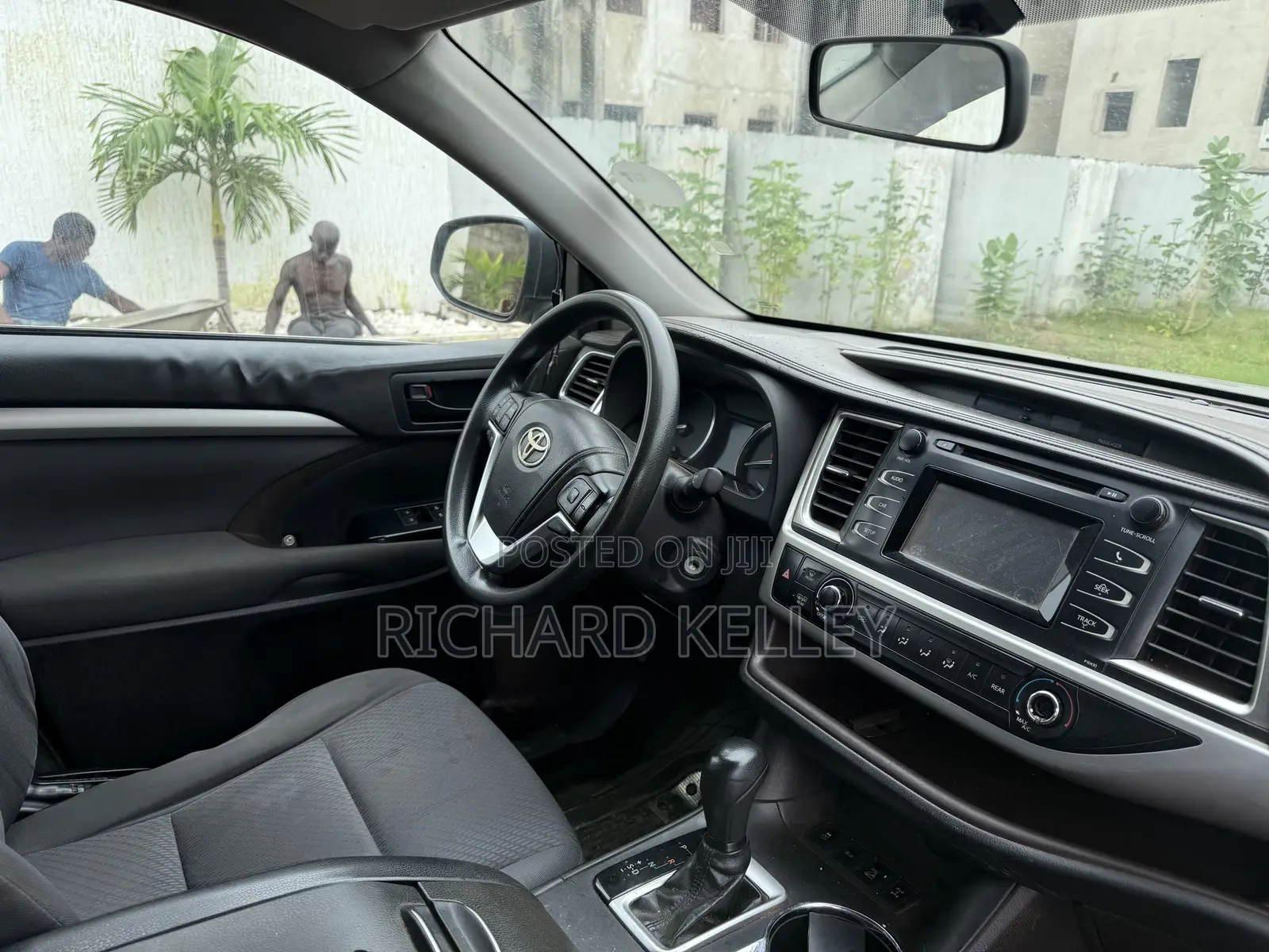Toyota Highlander LE 4dr SUV AWD (3.5L 6cyl 6A) 2014 Silver