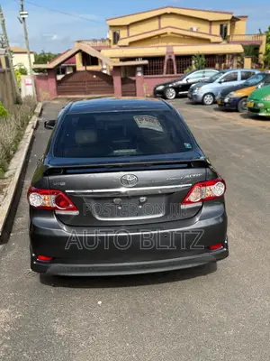 Toyota Corolla Altis 2011 Gray