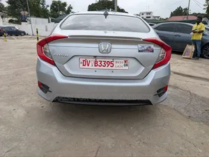 Honda Civic EX 4dr Sedan (2.0L 4cyl) 2017 Silver