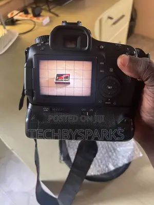 Canon 60d With 50mm Lens