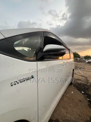 Toyota Voxy 2015 White