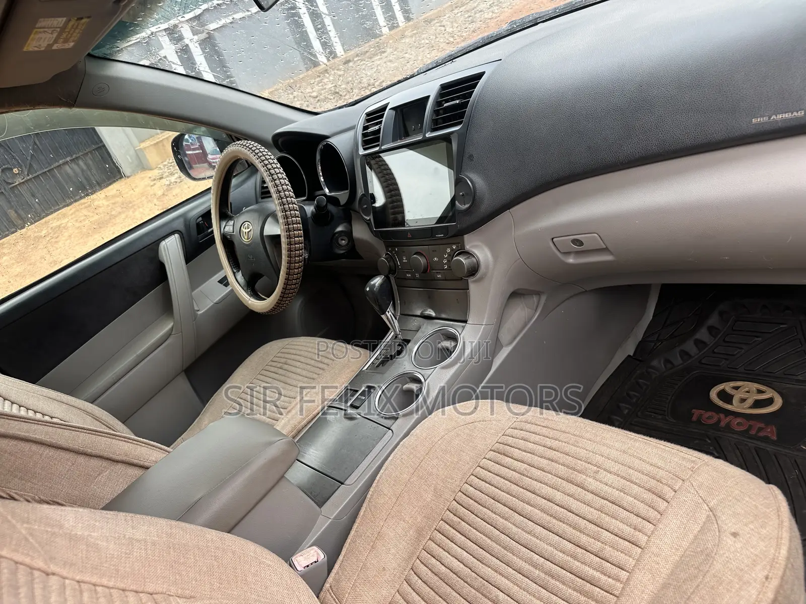 Toyota Highlander SE 2011 Black