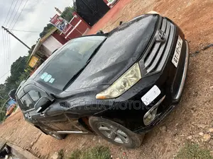 Toyota Highlander SE 2011 Black
