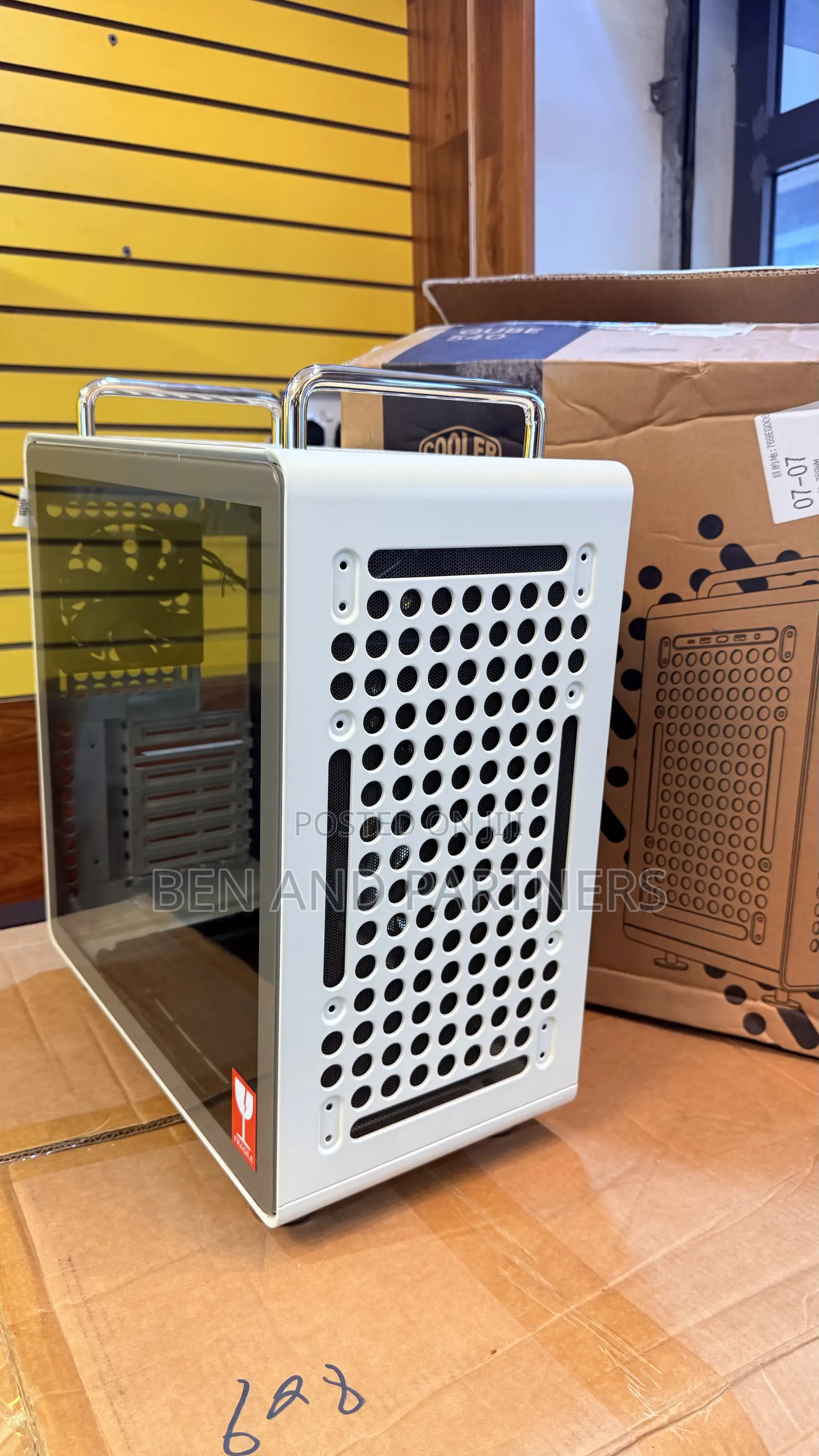Cooler Master Qube 540 High-Airflow Atx Mid-Tower Case