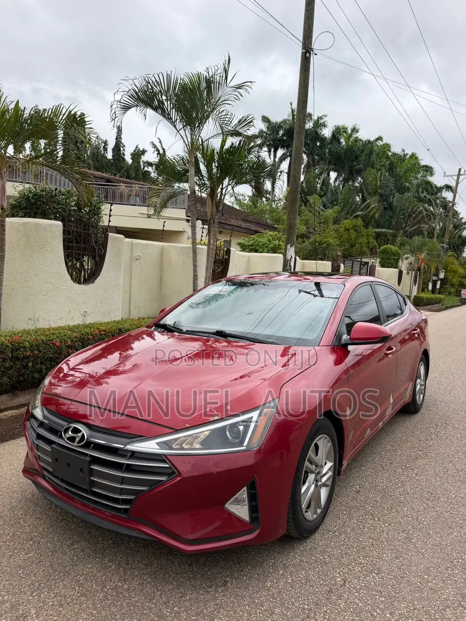Hyundai Elantra 2019 Red