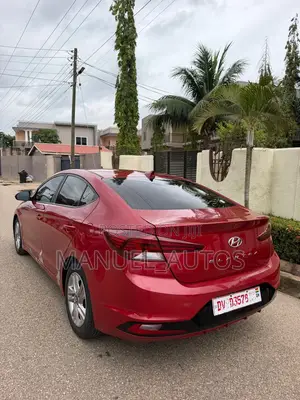 Hyundai Elantra 2019 Red