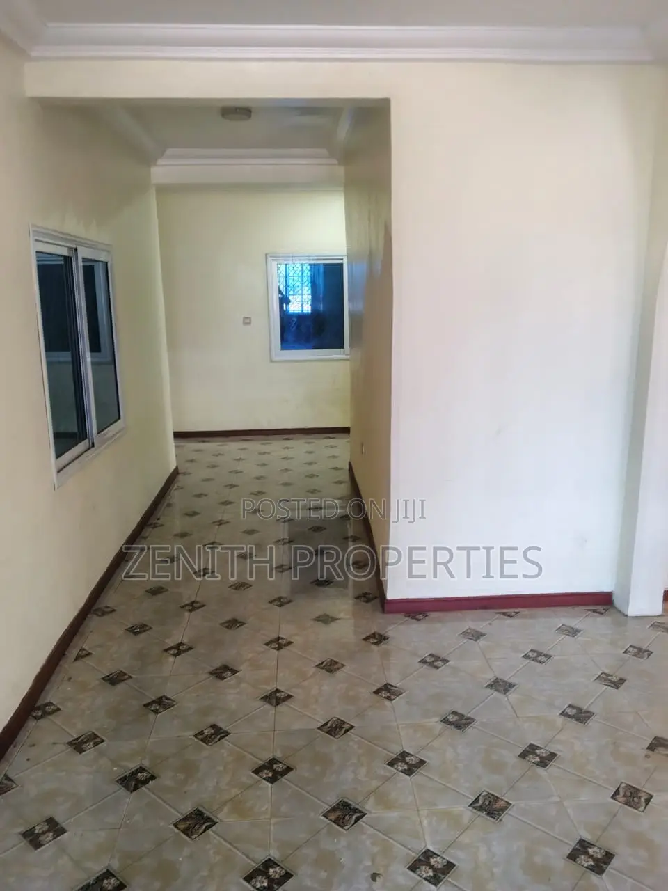 8bdrm House in Zenith Properties, West Hills Mall Area for rent