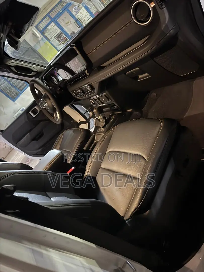 Jeep Wrangler 4xe 2024 White