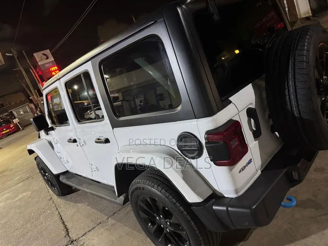 Jeep Wrangler 4xe 2024 White