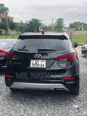 Hyundai Santa Fe 2016 Black