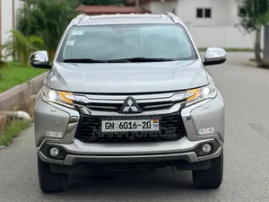 Mitsubishi Montero 2020 Silver