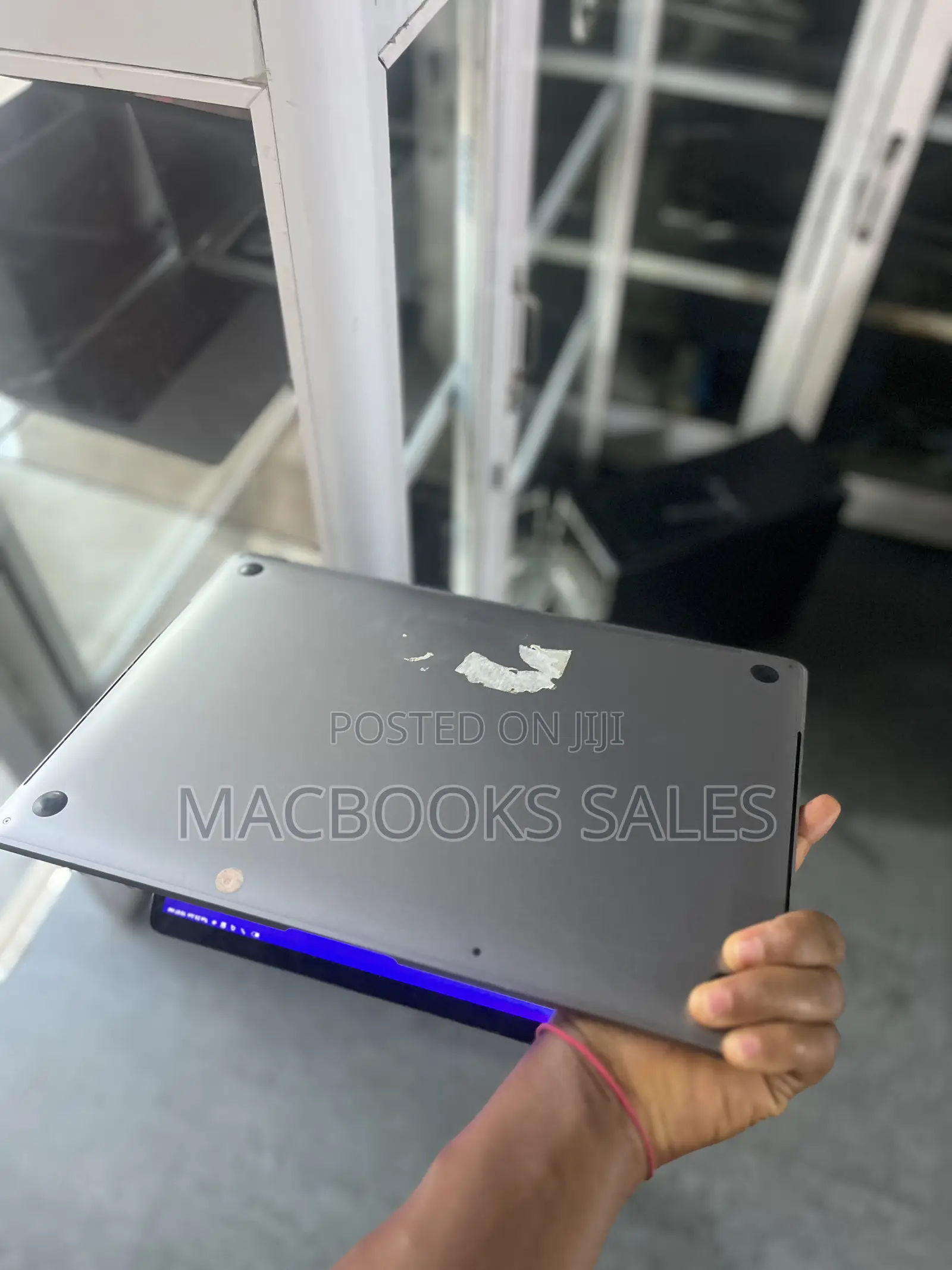 Laptop Apple MacBook Pro 2017 16GB Intel Core i7 SSD 512GB