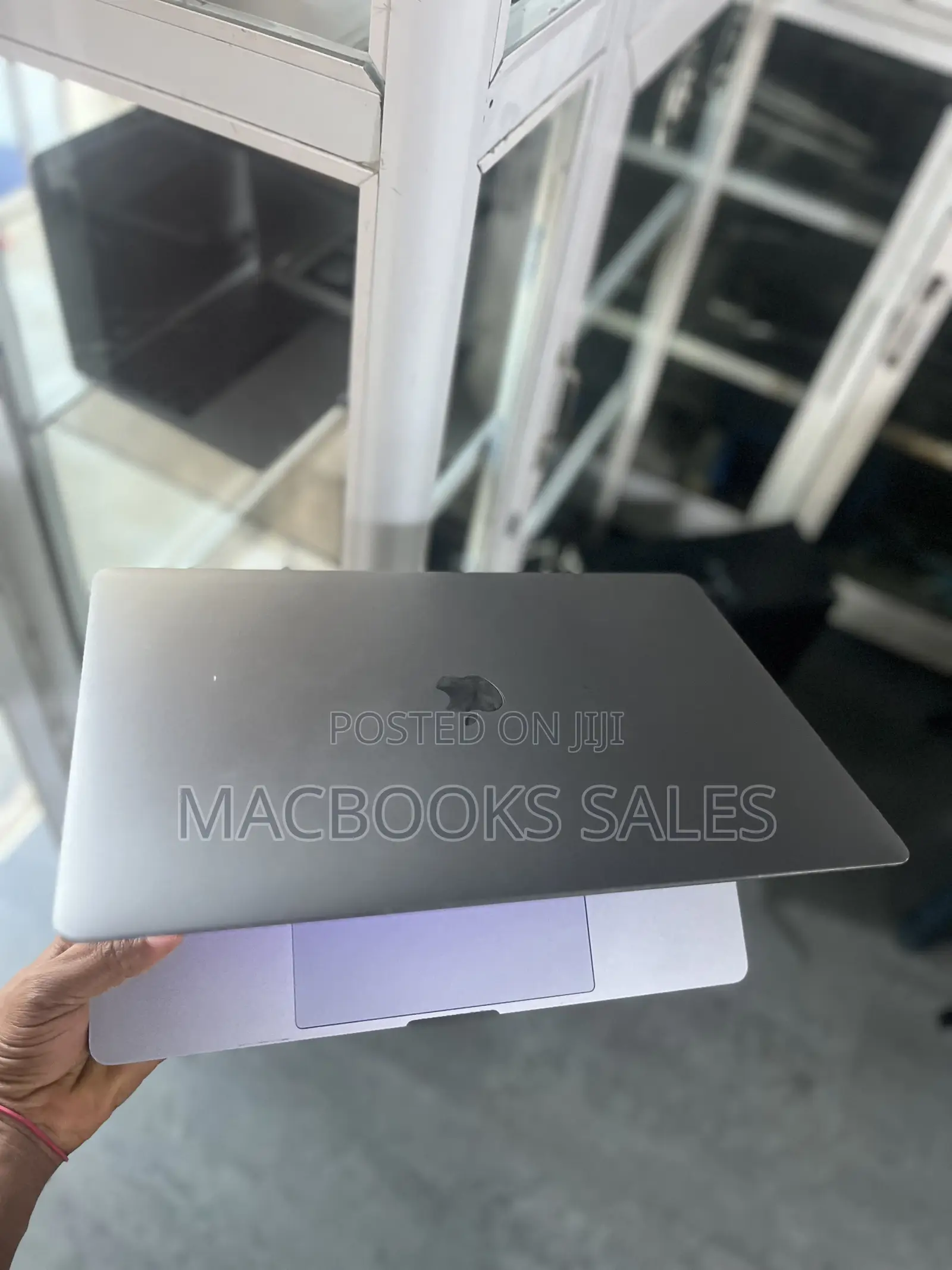 Laptop Apple MacBook Pro 2017 16GB Intel Core i7 SSD 512GB