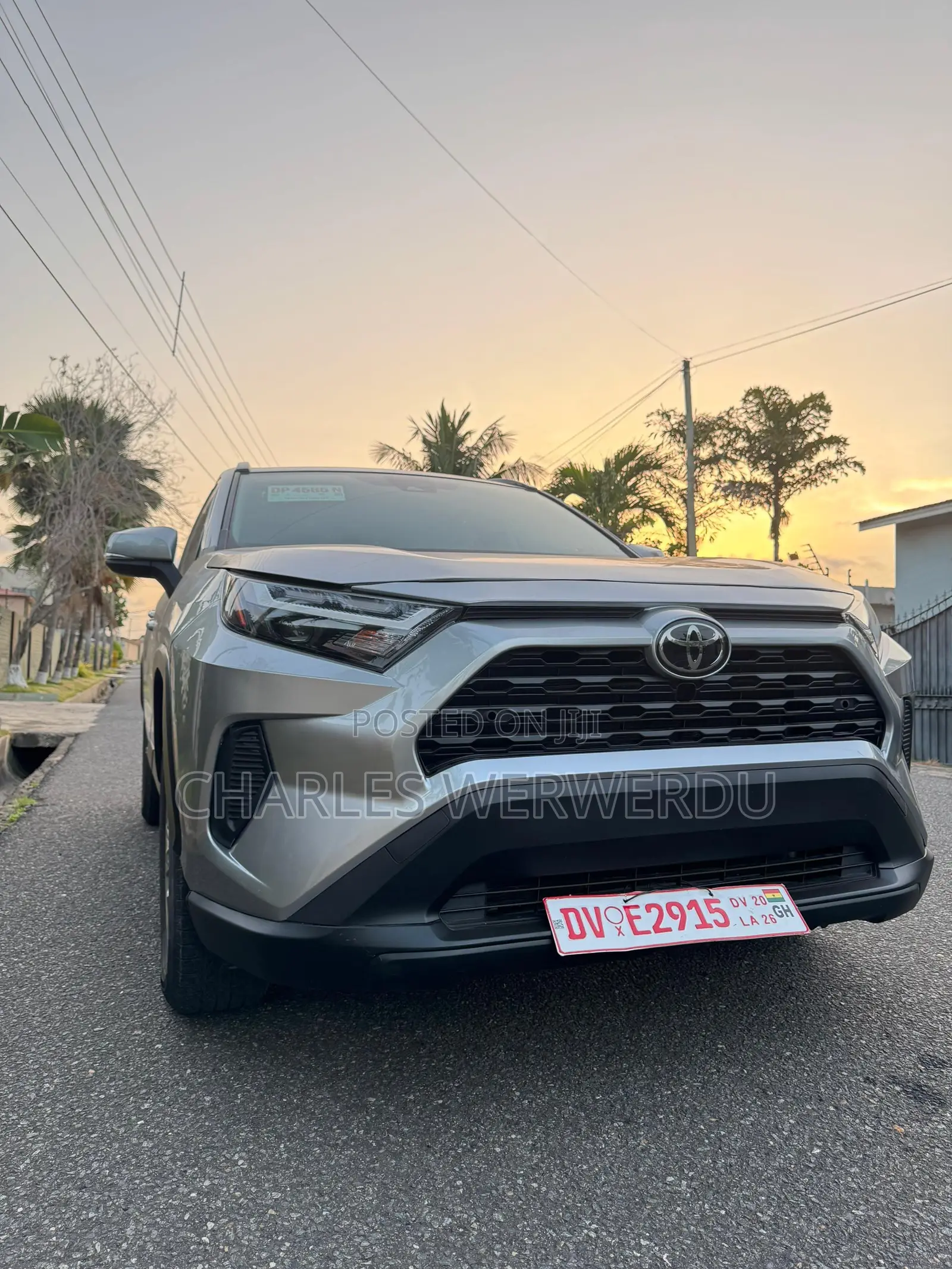 Toyota RAV4 2023 Silver