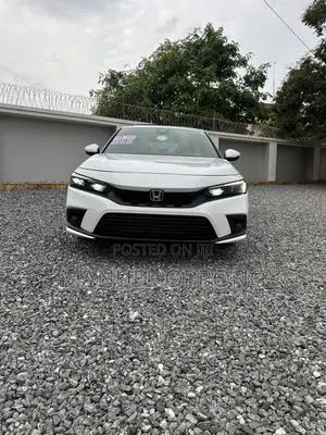 Honda Civic Sport Touring 2022 White