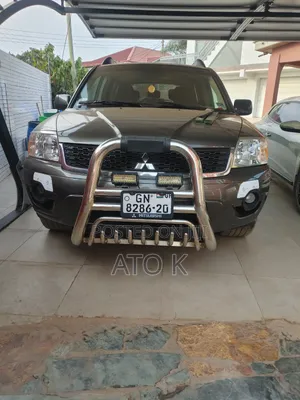 Mitsubishi Endeavor SE 2011 Green
