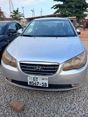 Hyundai Elantra 2010 Silver