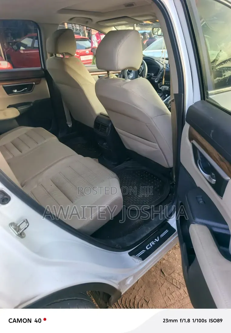 Honda CR-V 2019 White