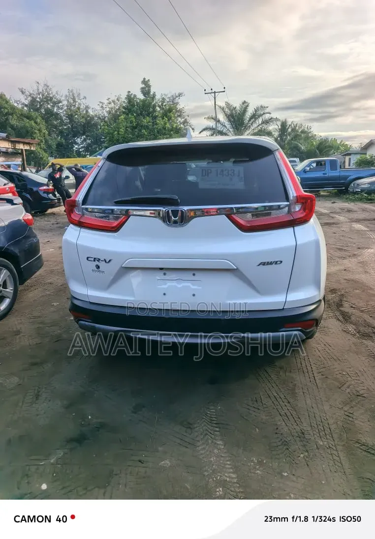 Honda CR-V 2019 White