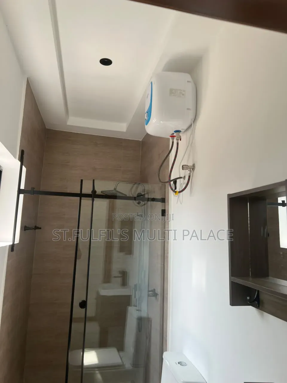 5bdrm House in North Legon for sale