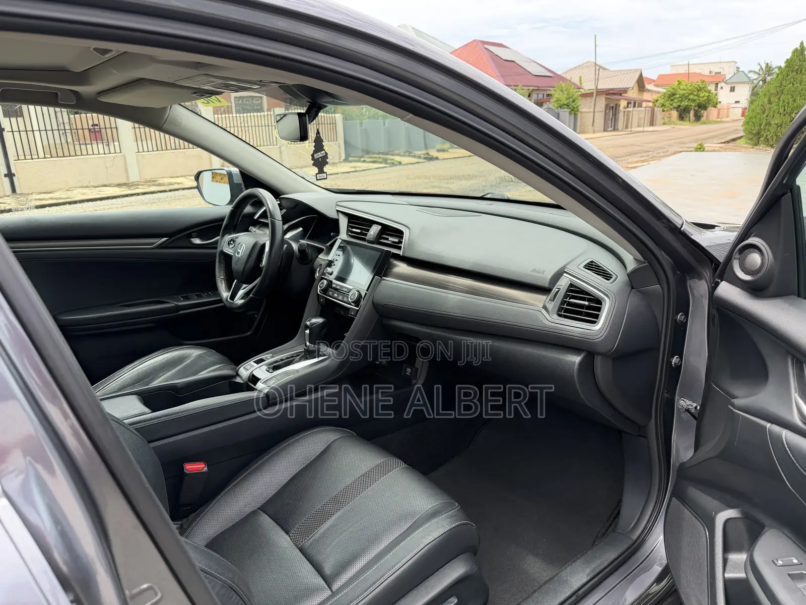 Honda Civic Touring Sedan 2019 Gray