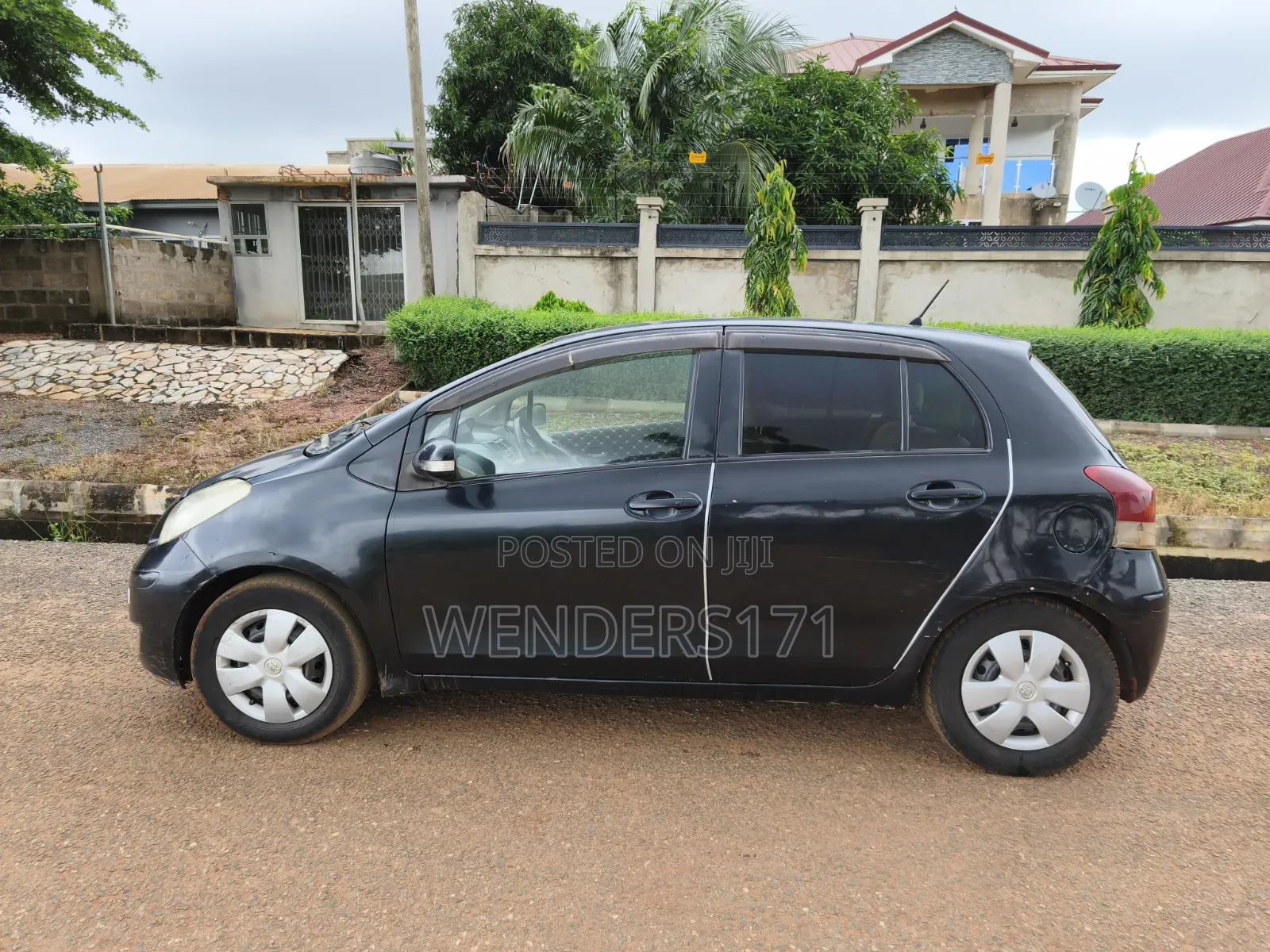 Toyota Vitz 1.0 FWD 5dr 2009 Black