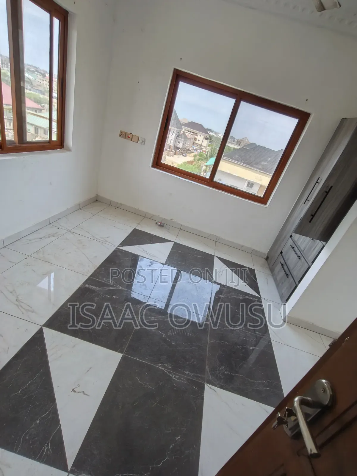 1bdrm Apartment in Ssnit Down for rent