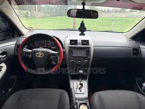 Toyota Corolla 2013 Black