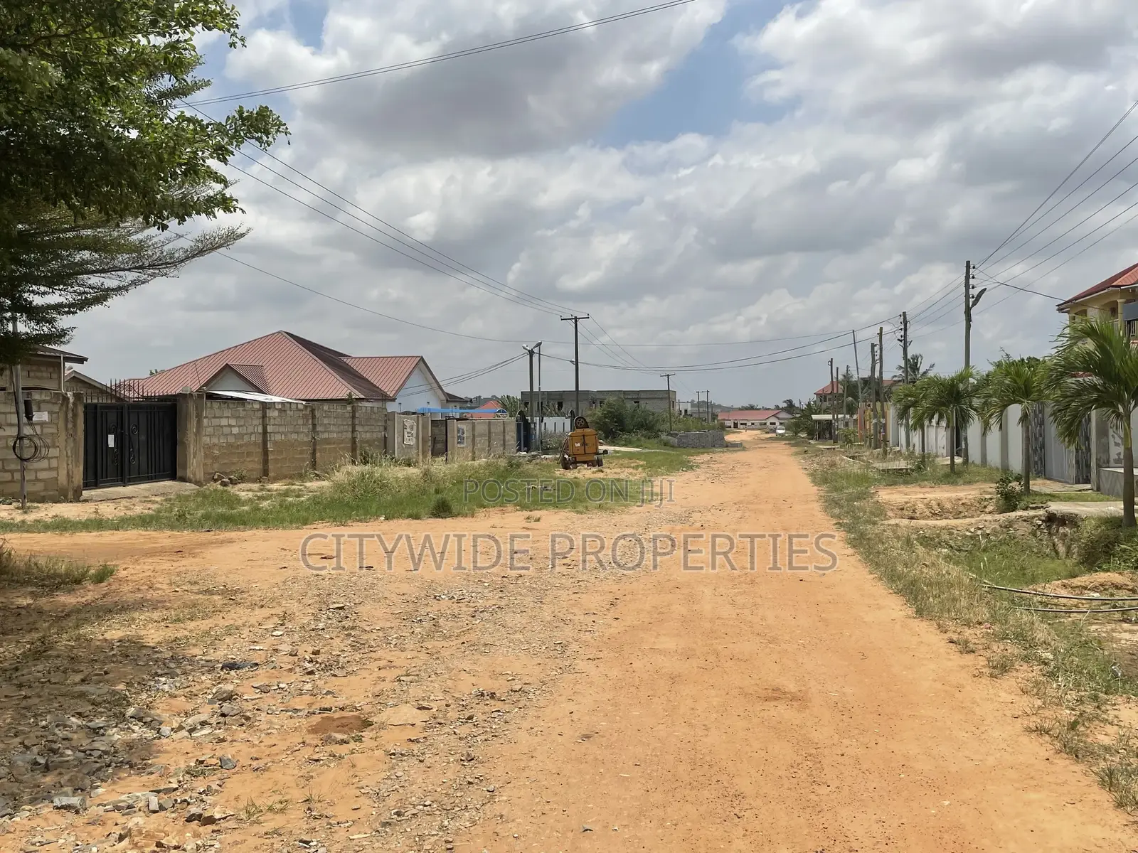 Furnished 5bdrm House in Ayi Mensah, Accra Metropolitan for sale